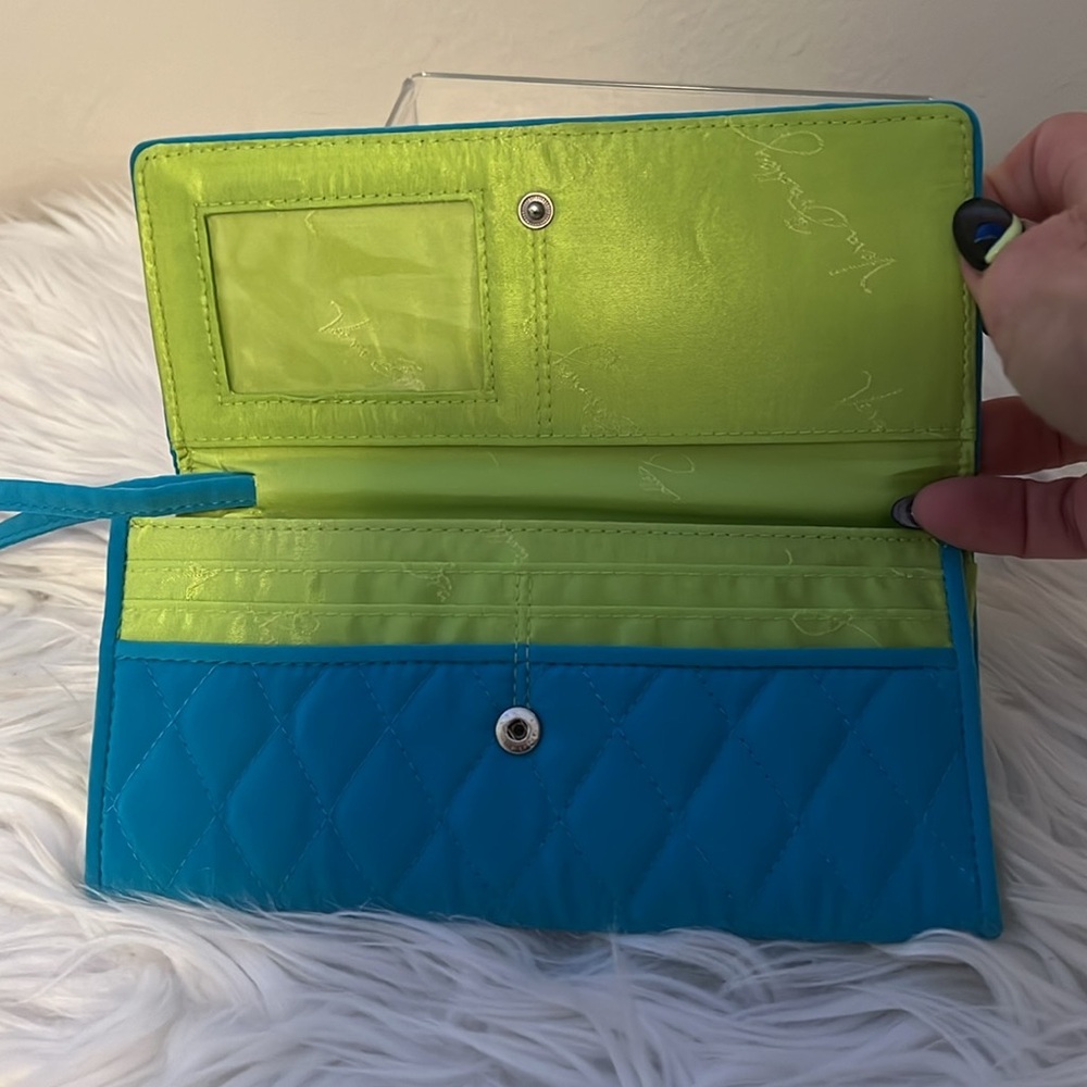 Vera Bradley Pine Green Quilted Fabric Folding Wallet